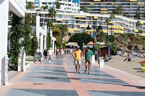 Apartamento Los Nidos Torremolinos Bagian luar foto